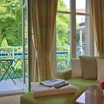 Maximilian & Hotell 4*