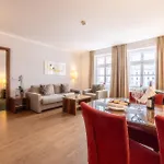 Maximilian & 4* München