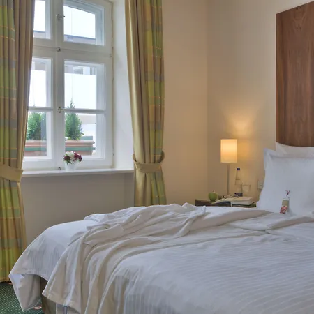 Otel Maximilian & Münih