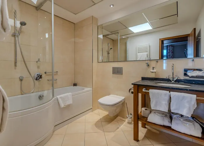 Hotel Maximilian & 4*