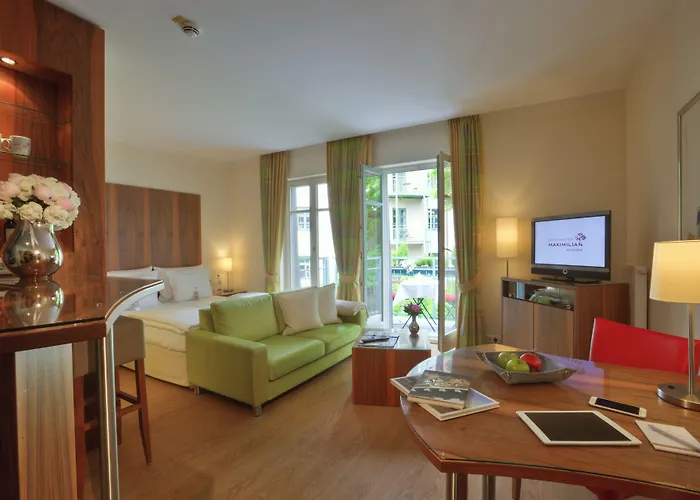 Hotel Maximilian &