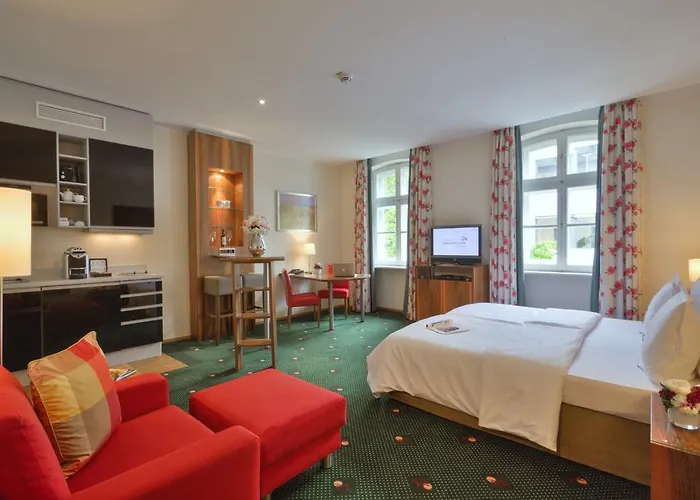 Maximilian & 4* München