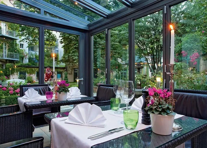 Maximilian & Hotel 4*