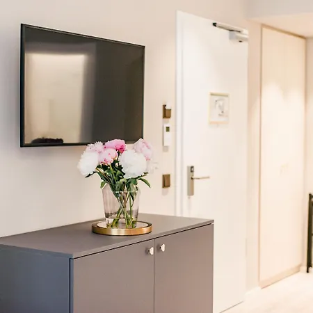 Hotel Maximilian & 4*